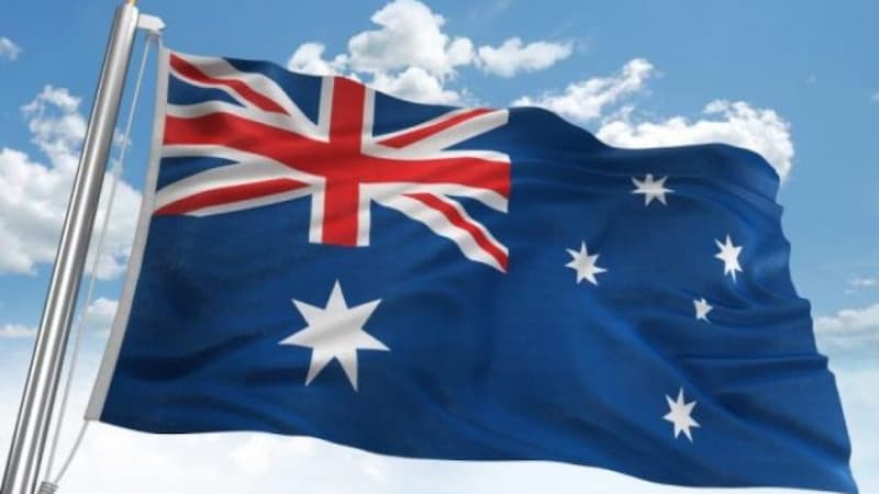 Quốc kỳ Úc gồm cờ liên hiệp Anh, ngôi sao, chòm Thập Tự