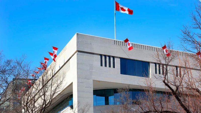 Chuẩn bị hồ sơ xin visa Canada