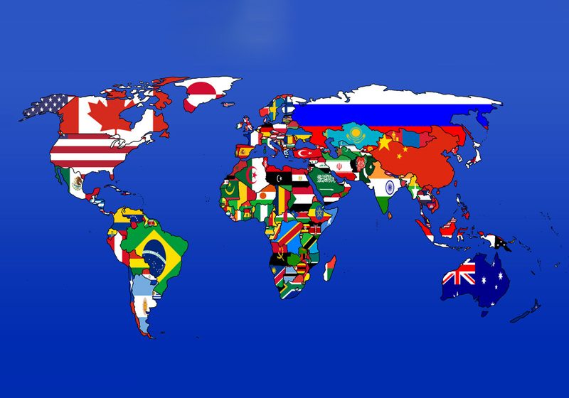 Úc có diện tích 7,692,024 km², đứng thứ 6 thế giới về độ rộng lớn