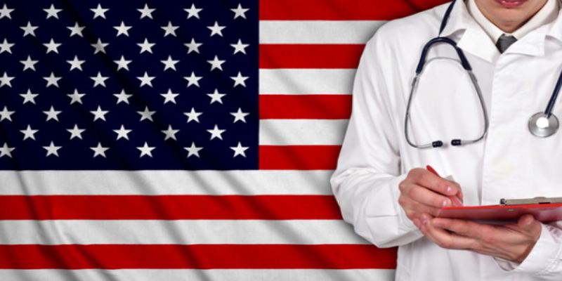 Bác sĩ chuyên khoa tim mạch, phẫu thuật có thể kiếm 35,000 USD/tháng tại Mỹ