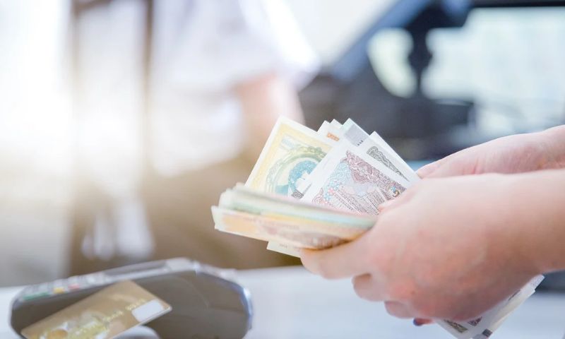 Nhận biết tiền Canada thật giả khi thực hiện giao dịch