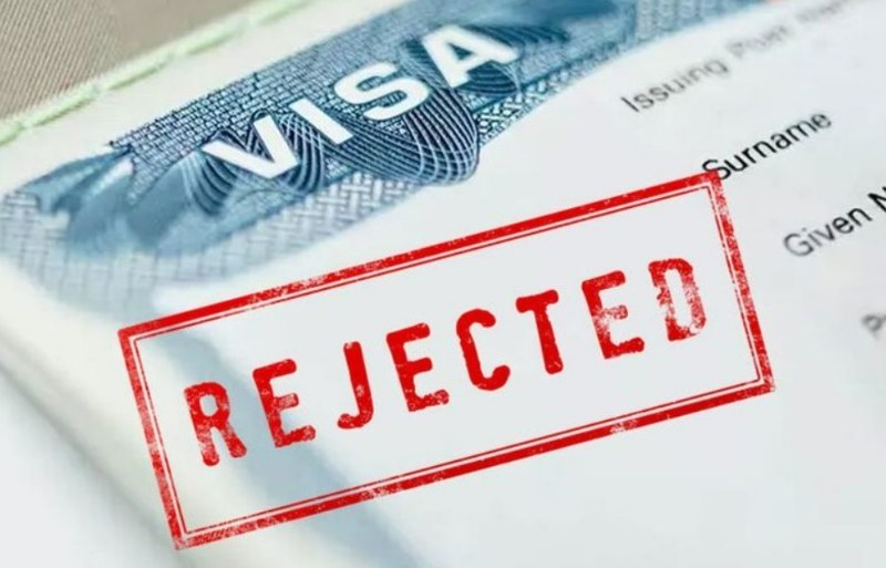 IRCC từ chối visa dựa trên các tiêu chí nghiêm ngặt