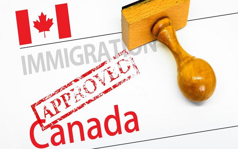 Sự khác biệt giữa tạm trú và thường trú Canada