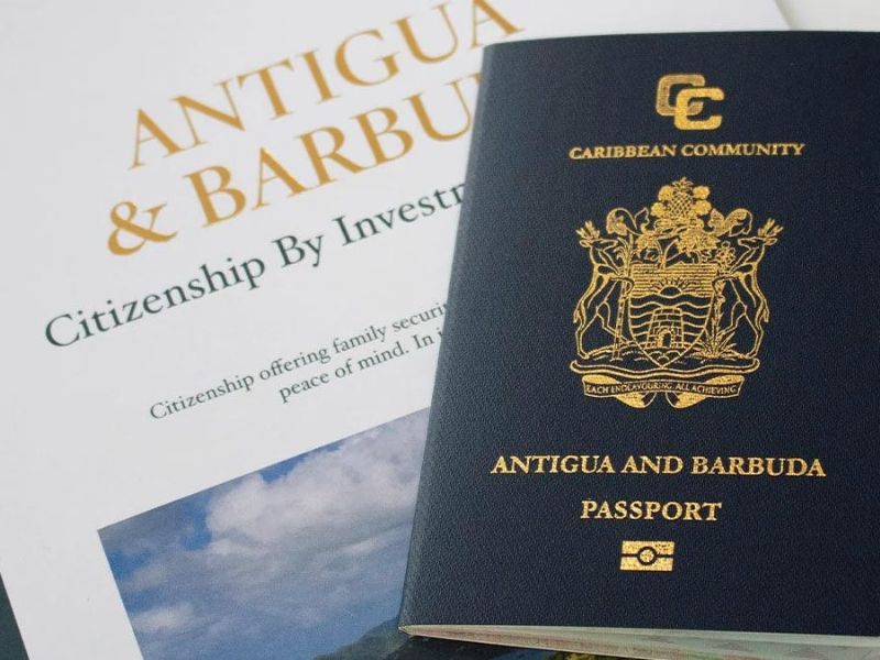 Tiêu chuẩn để được cấp hộ chiếu của Antigua và Barbuda