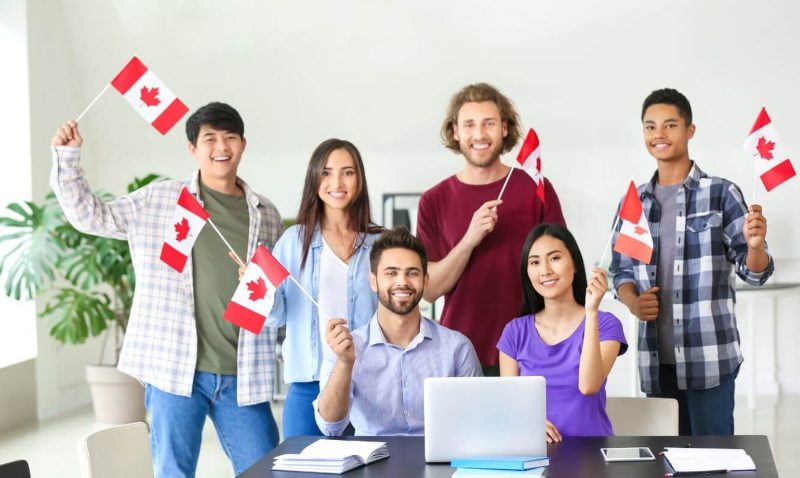 Nộp hồ sơ cho trường mà bạn mong muốn theo học