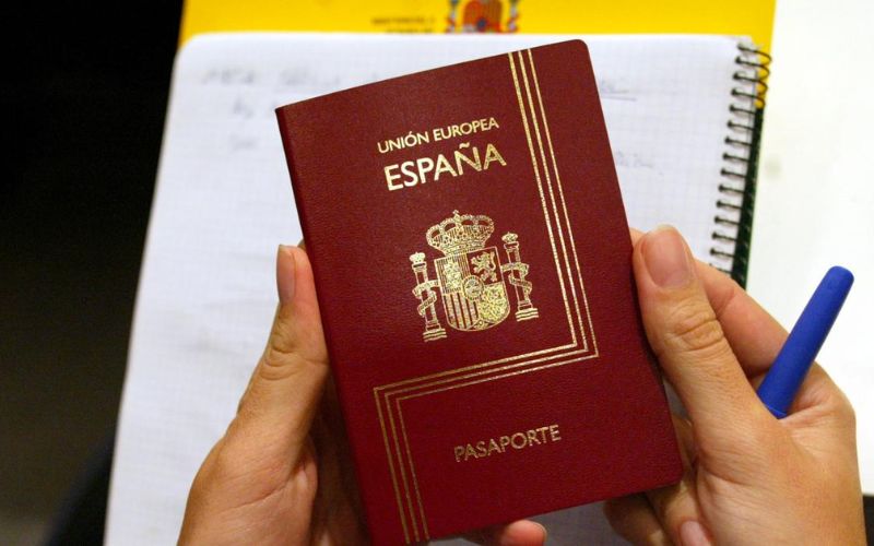 Giấy tờ cần chuẩn bị khi xin visa du học Tây Ban Nha