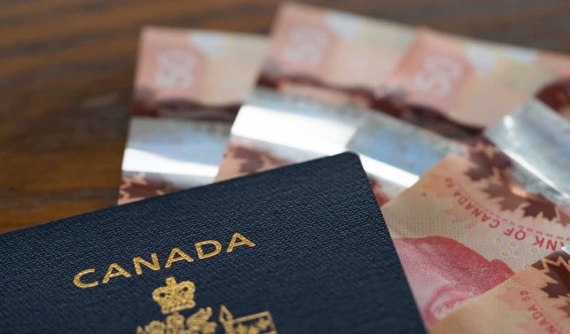 Công việc ổn định sẽ giúp tỷ lệ đậu visa của bạn cao hơn